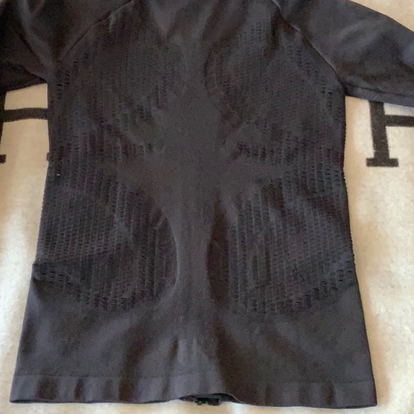 FABLETICS MIA🧥💐MOCK NECK 🌹🌈ZIP JACKET NWT!!!!! - Picture 8 of 8